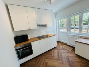 Charming holiday home with terras near the beach