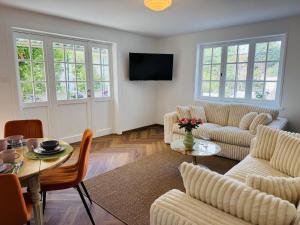 Charming holiday home with terras near the beach