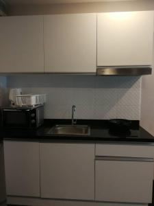 Spacious 1-Bedroom Apt with Great Location Near Nimman #A304