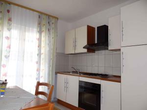 Apartment Okrug Gornji 24