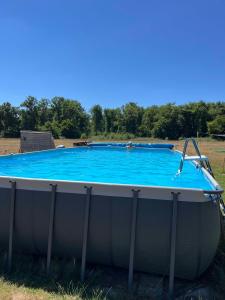 Campings Comme chez Moi - Mobile-home dans camping a la ferme : photos des chambres