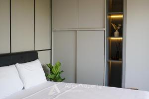 Riverside Villa - Nyanyi Beach