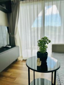 Title Halo, 2 bedrooms apartment