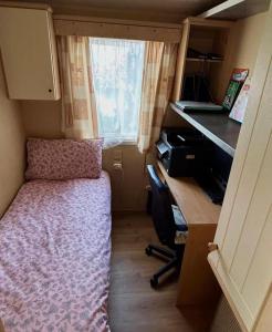 Campings Beautiful Mobile Home In Biot South Of France,Near Antibes : photos des chambres