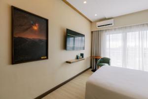 Roys Hotel and Convention Center