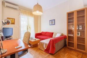 Athens Strawberry Hideaway - City Cozy Gem