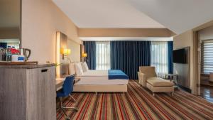 Executive Suite room in Ramada Plaza By Wyndham Izmir