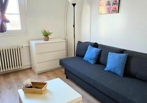 3 Central Tours Bleu - Proche de tous commerces