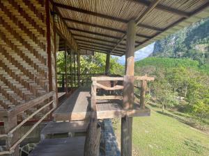The Cliff and River Jungle Resort ภูผาและลำธารรีสอร์ท