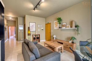 Paceville 1BR home in St Julians with AC and WIFI by 360 Estates