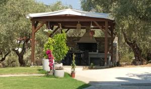 Sarakina Cottage Pelion