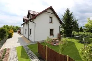 Hostel w ogrodzie - Mokre