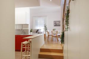 Bravissimo Cort Reial 4B Duplex, Monthly Apartment