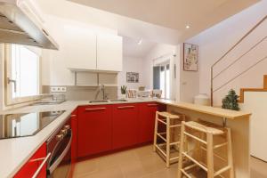 Bravissimo Cort Reial 4B Duplex, Monthly Apartment