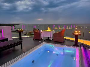 Panorama Suites & Spa - Adults Only