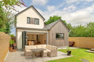 Finest Retreats - Firethorn