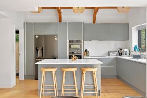 Finest Retreats - Firethorn