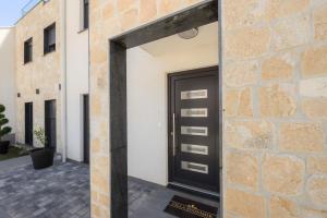 House Villa Zvonimir