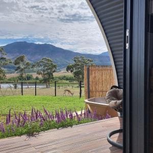 La Vita Romantic Getaway Cabin