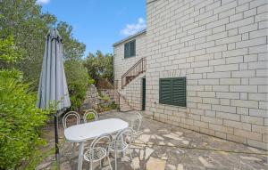 Amazing Home In Rogoznica With Wifi