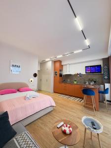 Peaceful Urban Retreat 1805