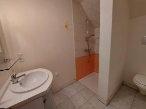 Maisons de vacances Les Preaux : photos des chambres