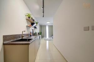 Beautiful, Central Gzira suites with Wifi & AC by 360 Estates