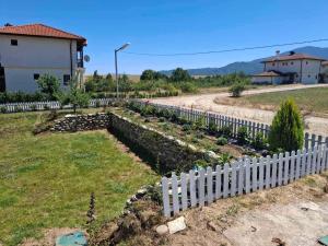 Къща за гости В 12 и 5