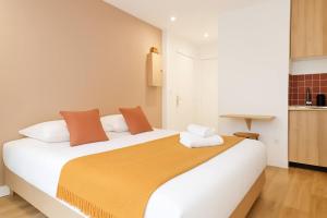 Appartements Studio neuf metro Buttes chaumont - Paris 19 - 2P : photos des chambres