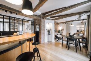 Aretha - 1 chambre dans le Marais.