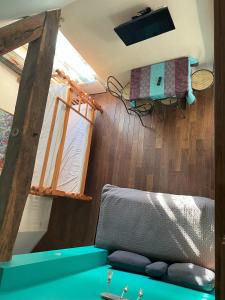 Appartements Duplex Van Gogh, Fraicheur turquoise et nature au Vaumurier : photos des chambres