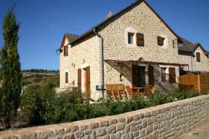 Maisons de vacances Le Genevrier - Gites Rocheflamme : Maison 2 Chambres