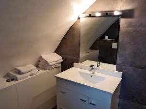 Maisons de vacances L-alouette - Gites Rocheflamme : photos des chambres