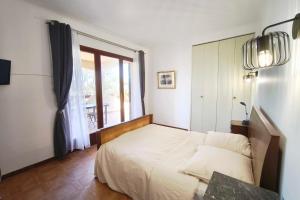 Family house with garden near the sea