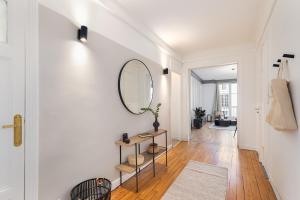 Appartements Giverny - 2 chambres a Neuilly-sur-Seine : photos des chambres