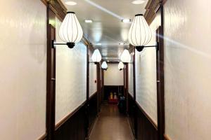 Verdure Lotus Classic Cruise on Lan Ha Bay