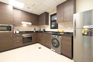 Serene 1BR Waterfront Living