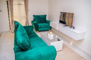 Nyakobura Apartments