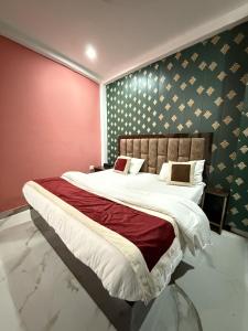 Hotel Ayodhya International