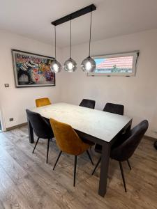 Maisons de vacances Maison familiale avec piscine privative : photos des chambres