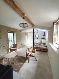 Relais de SAINT ROM, chambre plus mezzanine