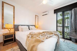 Townhouse Los Arcos Patio Pool Charming