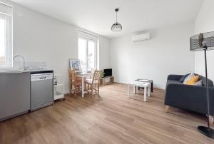 Sejournez dans l-un de nos 3 appartements renoves au coeur de Vichy : photos des chambres