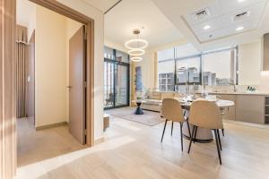 Peaceful 1BR with Community View, Quick Downtown and Golf Club Access, Azizi Riviera 34, Al Merkadh by Deluxe Holiday Homes