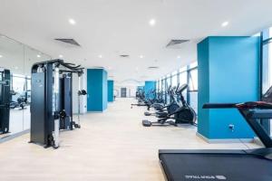 Peaceful 1BR with Community View, Quick Downtown and Golf Club Access, Azizi Riviera 34, Al Merkadh by Deluxe Holiday Homes