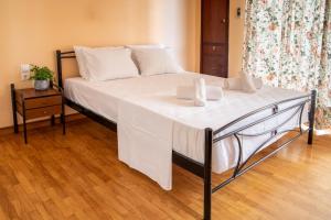 Volos Large Apartment Sea View