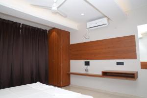 Hotel Yashraj Regency