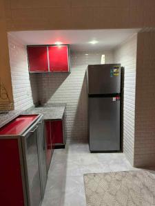 اول مكرم جنب ستي ستارز