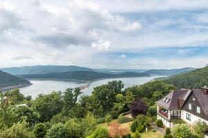 Ferienwohnung Schloss-See-Bergblick