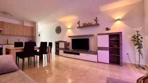 Amplio y luminoso apartamento con vistas al mar Mareverde